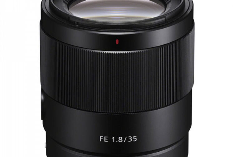 Sony FE 35mm f/1.8 Lens