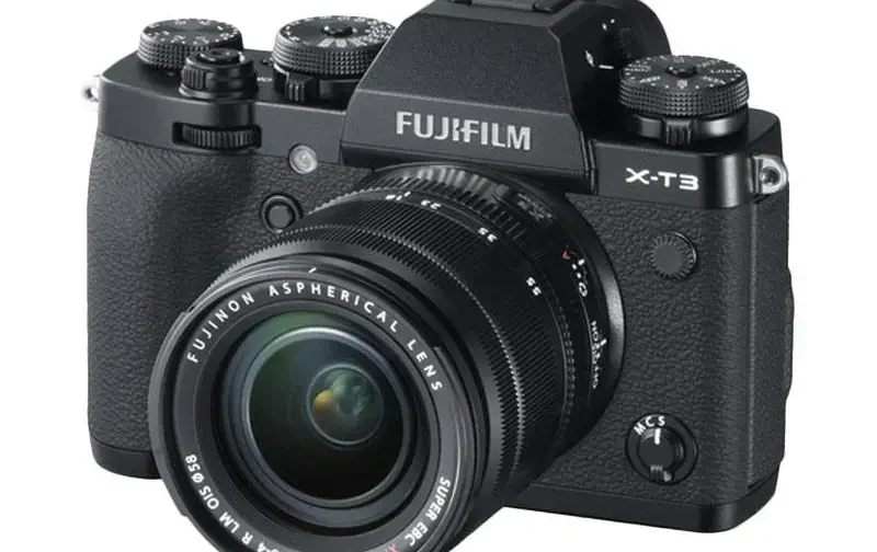 FUJIFILM X-T3 Mirrorless Digital Camera with 18-55mm Lens (Black)